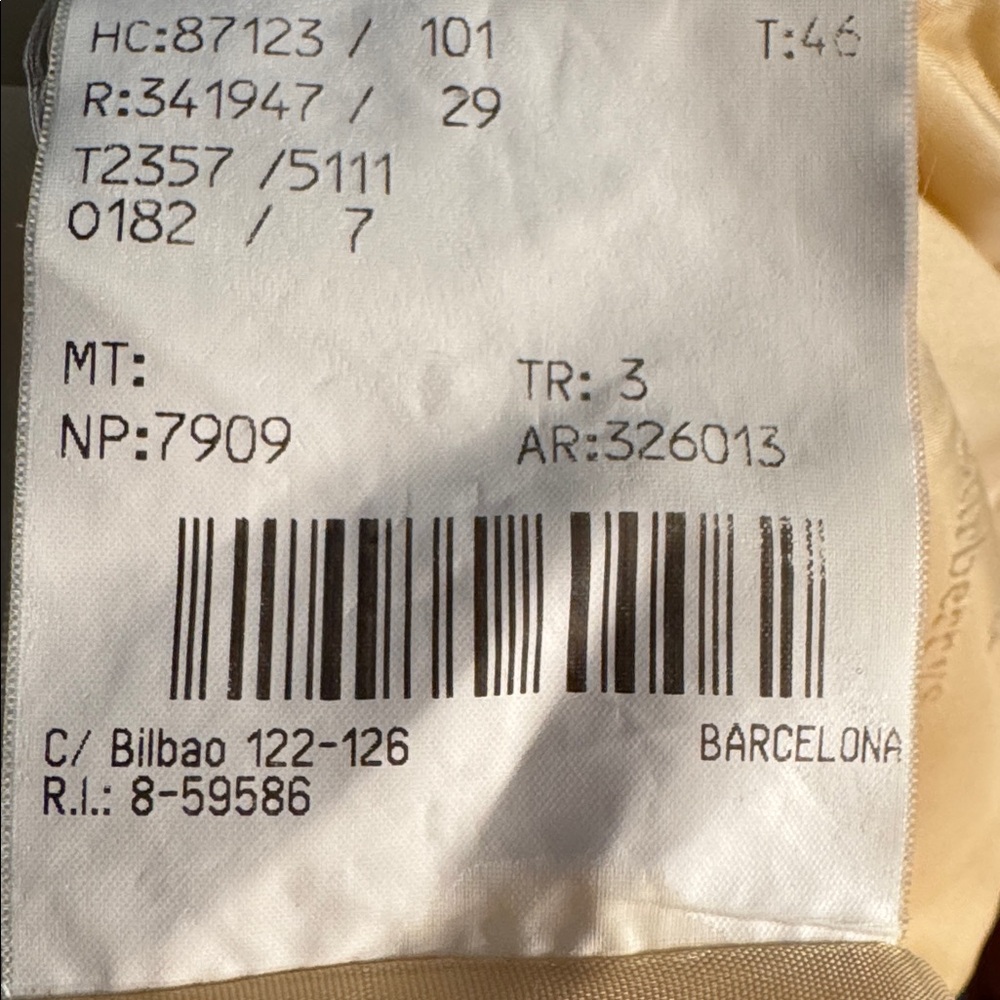 Burberry Yellowish-Beige Double-Breasted Blazer - Picture 10 of 11